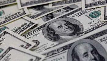 استقرار سعر الدولار مقابل الجنيه اليوم الأحد.. ويسجل 47.65 جنيه للبيع في البنك المركزي