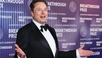 “تحسينات كبرى مرتقبة في iPhone 18 Pro تمهد لشراكة محتملة بين آبل و’ستارلينك’ لخدمات الإنترنت الفضائي”