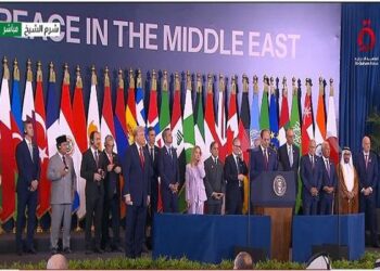 الرئيس السيسي يدعو شعب إسرائيل إلى مدّ أيديهم من أجل السلام في المنطقة