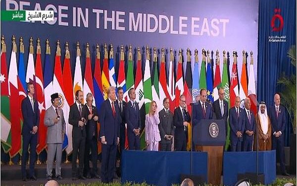 الرئيس السيسي يدعو شعب إسرائيل إلى مدّ أيديهم من أجل السلام في المنطقة