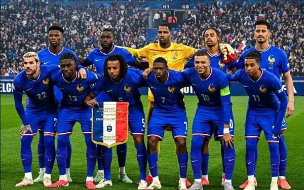 تصفيات كأس العالم.. فرنسا تتأخر أمام أيسلندا بهدف في الشوط الأول