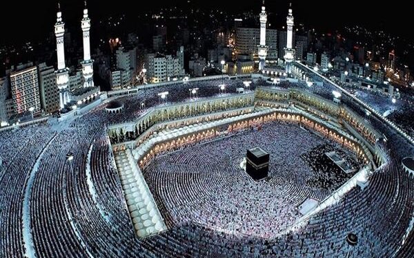 وزير السياحة يعتمد الضوابط والقواعد والإجراءات المنظمة للحج السياحي لعام 1447هـ