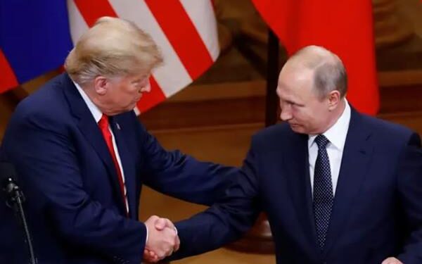 البيت الأبيض: مكالمة ترامب وبوتين كانت بنّاءة.. والرئيس الأمريكي يعلن لقاءه مع نظيره الروسي في المجر