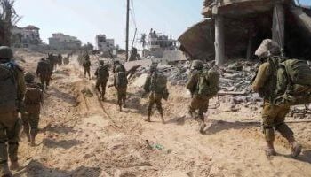 جيش الاحتلال يعلن استئناف وقف إطلاق النار في غزة بعد غارات مكثفة أسفرت عن استشهاد نحو 100 فلسطيني