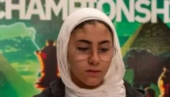 البطلة المصرية جنى محمد زكي تفوز على لاعبة إسرائيل في بطولة العالم للشطرنج للناشئين