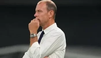 ياس سوروب يطلب تقريرًا طبيًا مفصلًا عن خماسي الأهلي المصاب قبل ظهوره الأول مع الفريق