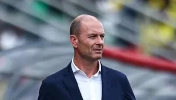 الأهلي يستطلع رأي المدرب “تورب” لضم ثنائي الدفاع “محمد والجزار” في يناير