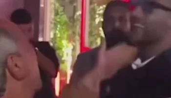 “صلّي على النبي يا عم!”: رد ذكي من محمد رمضان على “مزحة” سميح ساويرس الطريفة في مهرجان الجونة