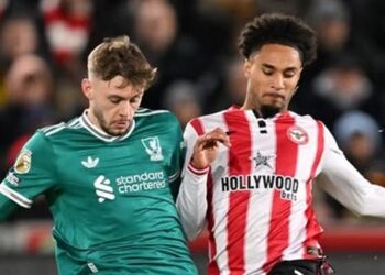 تأخر انطلاقة الشوط الثاني لمباراة ليفربول وبرينتفورد.. اعرف السبب