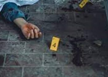 بالضرب والتعذيب.. أب ينهي حياة ابنته بسبب مبلغ مالي في الصف