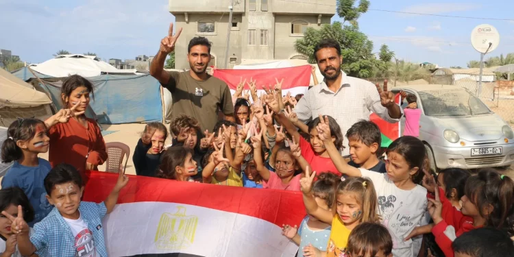 احتفالات في غزة وشكر لمصر بعد نجاح “اتفاق شرم الشيخ” لوقف إطلاق النار