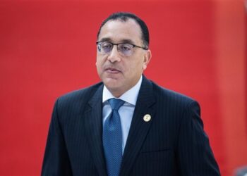 السيسي يكلف مدبولي بإنشاء آلية لجمع تبرعات المواطنين لتمويل إعادة إعمار غزة