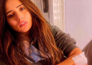 محكمة الأسرة تستكمل اليوم نظر دعوى زينة لزيادة نفقة طفليها من أحمد عز