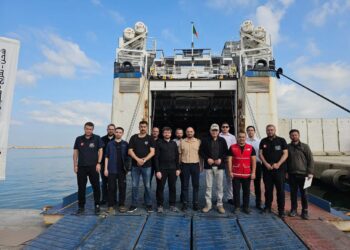 أول سفينة مساعدات بعد وقف إطلاق النار..السفير التركي بالقاهرة يعلن وصول السفينة الـ 17 محملة بـ 900 طن من المساعدات الإنسانية إلى غزة