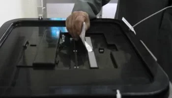 حق وواجب وطني: “الشؤون النيابية” توضح ضوابط التصويت الصحيح للناخبين وتحذر من بطلان الصوت