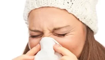 7 طرق طبيعية لتسريع التعافي من نزلات البرد والإنفلونزا