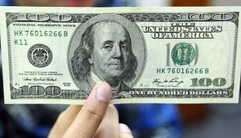 استقرار واختلافات طفيفة: أسعار الدولار مقابل الجنيه في البنوك المصرية اليوم الإثنين 24 نوفمبر 2025