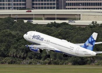 عطل فني يجبر آلاف طائرات إيرباص A320 على التوقف المؤقت