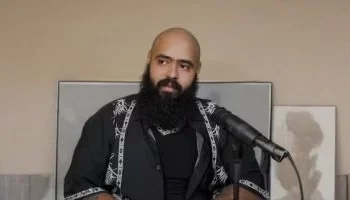 بدء أولى جلسات محاكمة “التيك توكر” محمد عبد العاطي بتهمة نشر فيديوهات خادشة