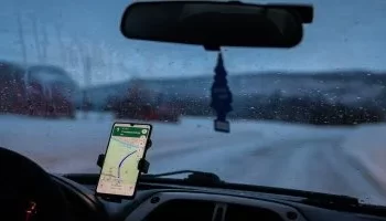 أربعة تحديات رئيسية تواجه تقنية تتبع المواقع (GPS) وأبرزها استهلاك البطارية ومخاوف الخصوصية