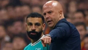 ليفربول يعلن “حالة الطوارئ” وإدارة النادي تجتمع لمناقشة مصير المدرب آرني سلوت بعد الهزيمة القاسية أوروبياً