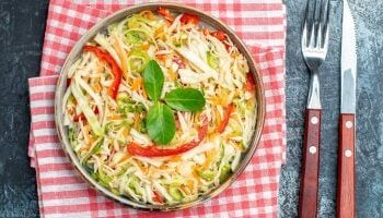 وصفة سريعة ومغذية: طريقة عمل سلطة المكرونة الإسباجيتي بالخضراوات