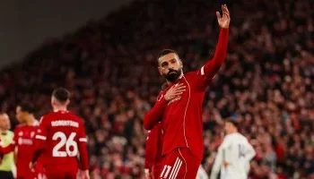محمد صلاح يقود ليفربول لكسر سلسلة الهزائم ويسجل الهدف رقم 250 في تاريخه مع “الريدز”