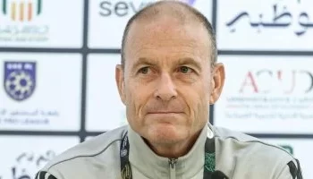 توروب يرفض رحيل أفشة والشحات وعبد القادر في يناير.. ويطلب ثنائي أجنبي بدلاً من داري وجراديشار