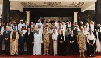 الجيش الثاني الميداني يستقبل شيوخ وعواقل شمال سيناء لتعزيز التواصل ودعم التنمية