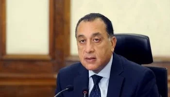 رئيس الوزراء يشارك في ملتقى الرعاية الصحية ويرأس اللجنة العليا المشتركة مع الجزائر