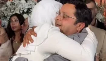  “أبو العروسة” على الترند.. مظاهرة حب لـ محمد هنيدي بعد عقد قران ابنته فريدة
