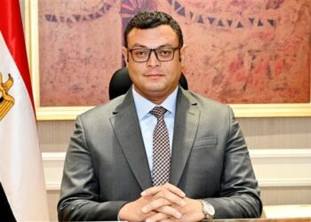 وزير الإسكان يتابع موقف التقديم على السكن البديل للمواطنين المخاطبين بقانون الإيجار القديم