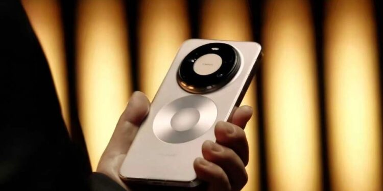 مواصفات هاتف Huawei Mate 80 Pro Max ومميزاته