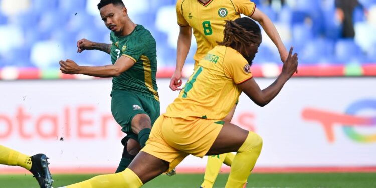 كأس أمم أفريقيا.. جنوب أفريقيا تهزم زيمبابوي وترافق مصر لثمن النهائي