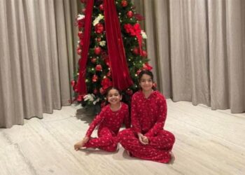 كأس أمم أفريقيا.. محمد صلاح يحتفل مع عائلته بالكريسماس من المغرب