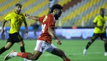 الأهلي يقترب من تجديد عقد “النينجا” حسين الشحات.. وتورب يمنح الضوء الأخضر