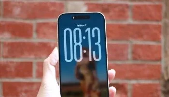 آبل تطلق الإصدار التجريبي iOS 26.3: ميزات ثورية لنقل البيانات وتعديلات استجابة للقوانين الأوروبية