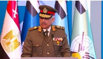 وزير الدفاع في افتتاح “إيديكس 2025”: امتلاك القدرة المصرية استثمار في السلام.. وحذرنا من الانزلاق إلى حرب شاملة