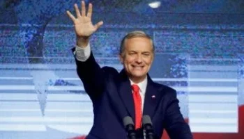 فوز خوسيه أنطونيو كاست برئاسة تشيلي: عودة اليمين المتطرف