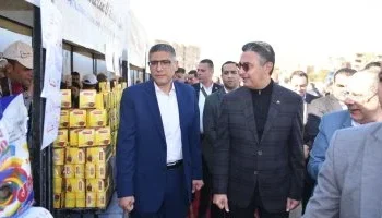 وزير التموين ومحافظ الجيزة يتفقدان سوق اليوم الواحد بحدائق الأهرام ويؤكدان توافر السلع بأسعار مخفضة