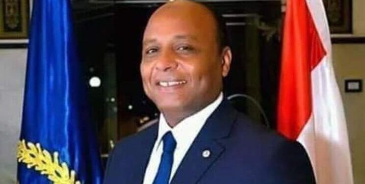 وزراء ومسؤولون يؤدون واجب العزاء في شقيقة اللواء طارق حسونة