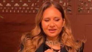 نيللي كريم تنتقد تصوير المشاهد من زوايا متعددة وتشارك في تألق فيلم القصص بمهرجان البحر الأحمر السينمائي