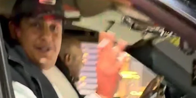 “الوحش على الأسفلت”.. حمو بيكا يغادر السجن بعد قضاء 3 أشهر في قضية “السلاح الأبيض”