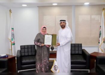 تكريم شيخة الجفيري في مقر البرلمان العربي بالقاهرة