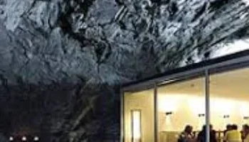 استنفار في ديمونة: فتح الملاجئ العامة تحسباً لتداعيات الصراع الأمريكي الإيراني