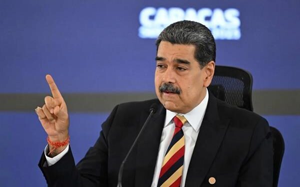 “سي إن إن”: مادورو يصل إلى مبنى المحكمة في نيويورك للمثول أمامها للمرة الأولى