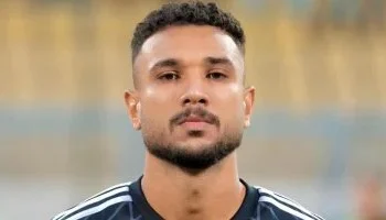 الأهلي يحسم صفقة “مدافع بتروجت”.. وتدابير أمنية وجماهيرية خاصة لموقعة “برج العرب”