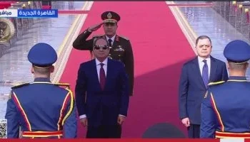 الرئيس السيسي يضع إكليل الزهور على النصب التذكاري لشهداء الشرطة خلال احتفالية عيد الشرطة الـ74