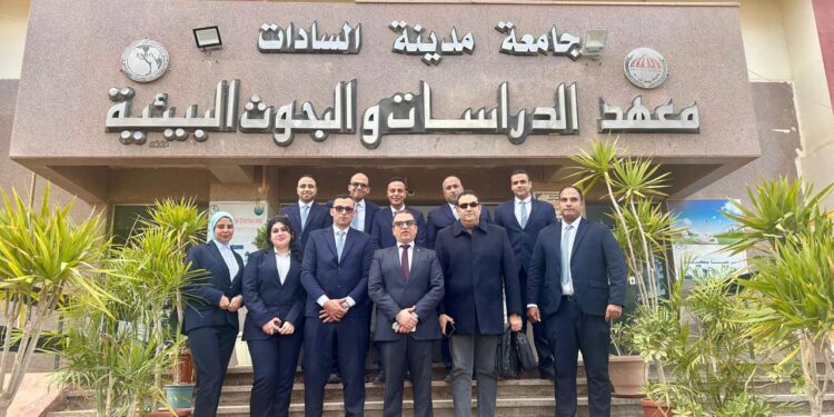 الربان أحمد رأفت يحصد الدكتوراه بـ “تمكين القيادة الفعالة في إدارة الأزمات”