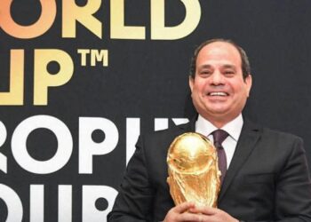 الرئيس السيسي يستقبل مجسم كأس العالم في حضور أشرف صبحي وأبو ريدة